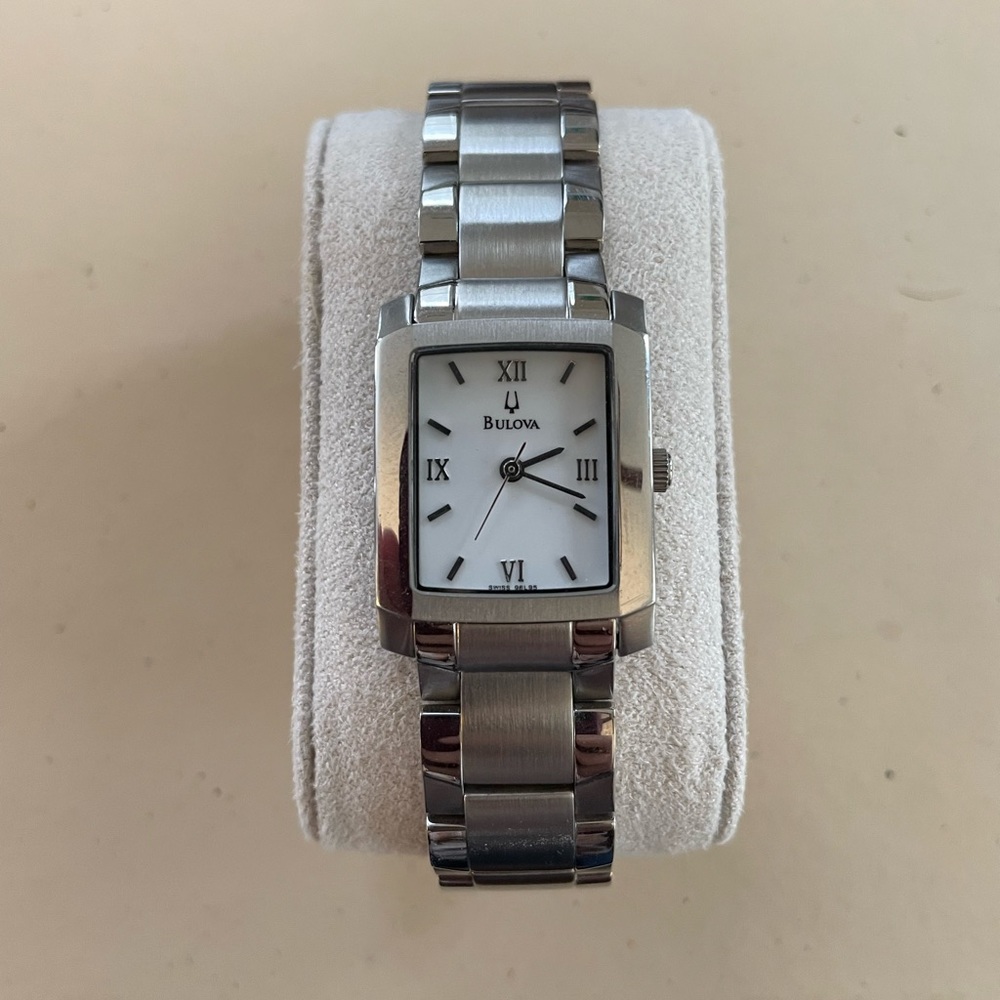 Bulova stainless steel ladies watch (working)